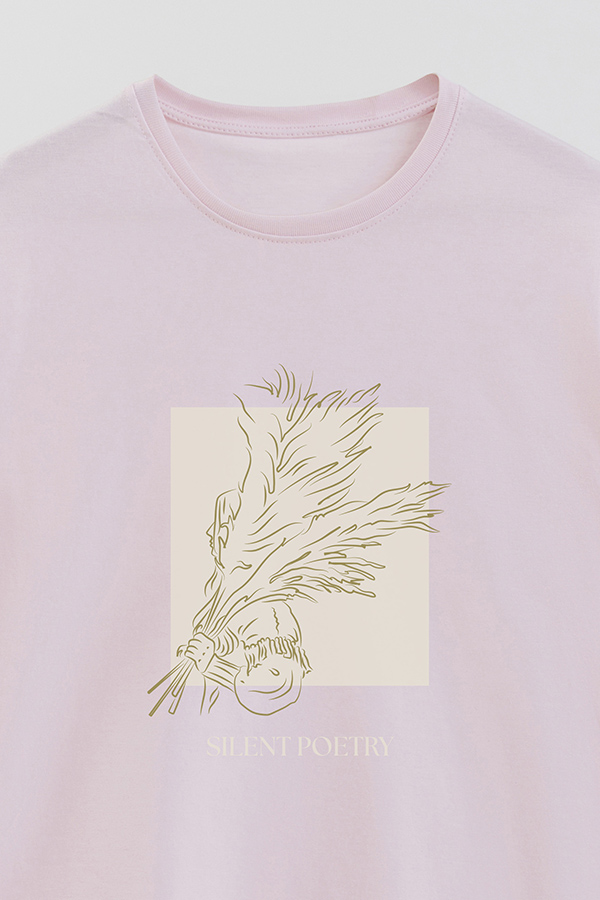 REMERA BASICA ESTAMPADA SILENT POETRY