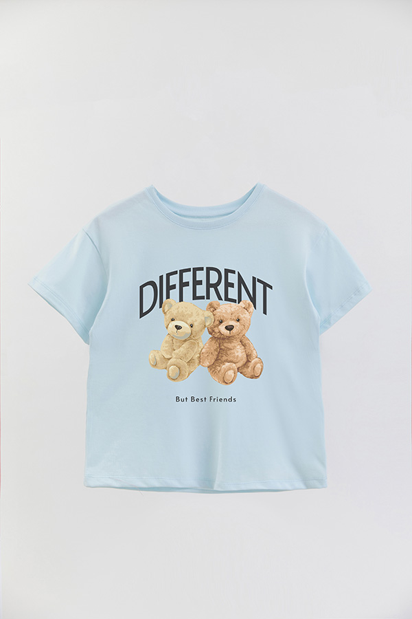 REMERA GB OVERSIZE DIFFERENT