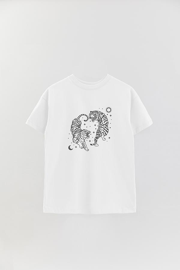 REMERA OVER ESTAMPADA TGR TWIN TIGERS
