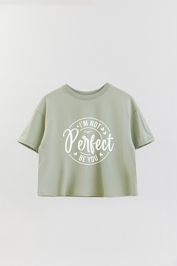 REMERA CROP ESTAMPADA GR IM NOT PERFECT