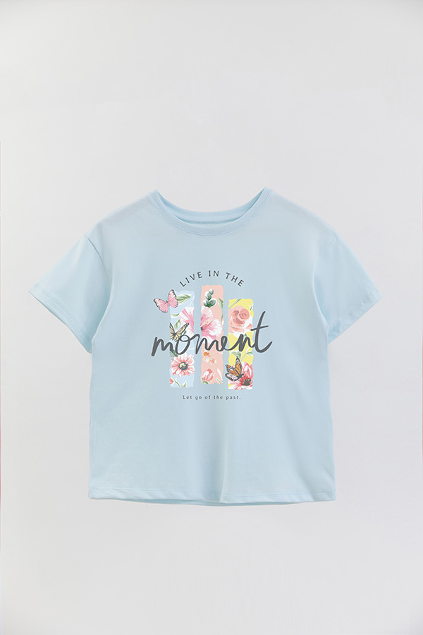 REMERA GIRL OVER IN THE MOMENT