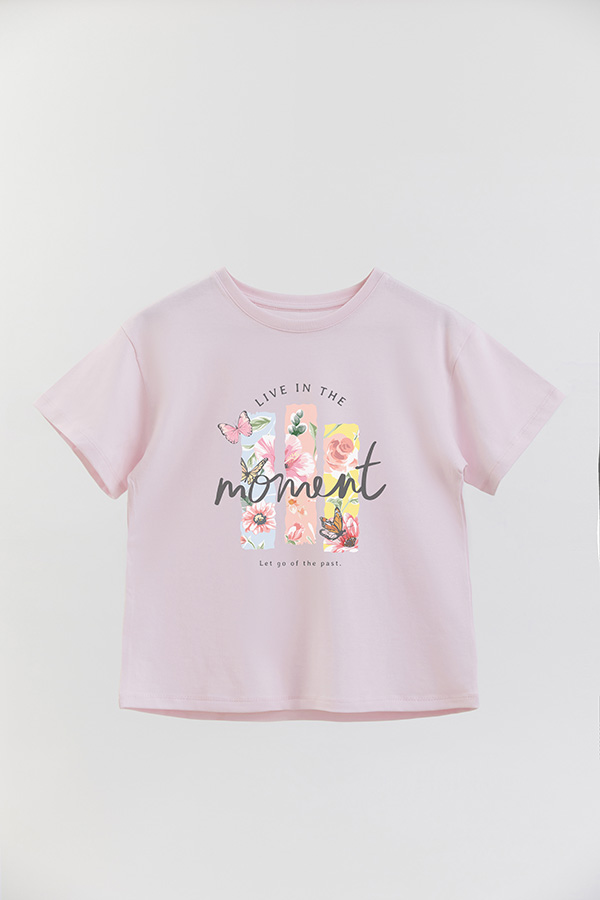 REMERA GIRL OVER IN THE MOMENT
