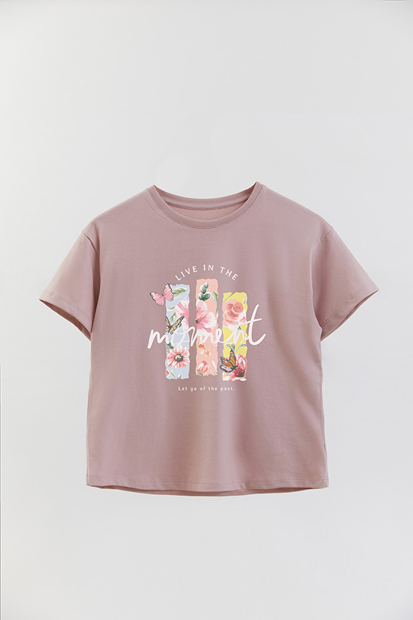 REMERA GIRL OVER IN THE MOMENT