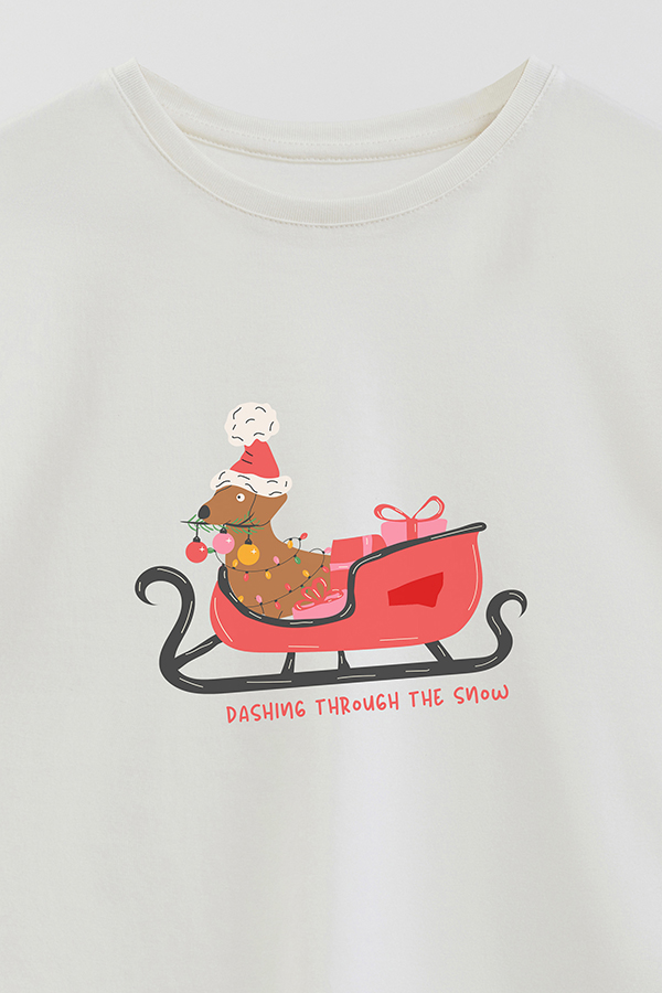 REMERA GIRL OVER DG DASHING THROUGH