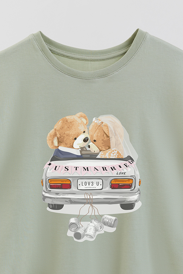 REMERA GB OVERSIZE JUST MARRIED
