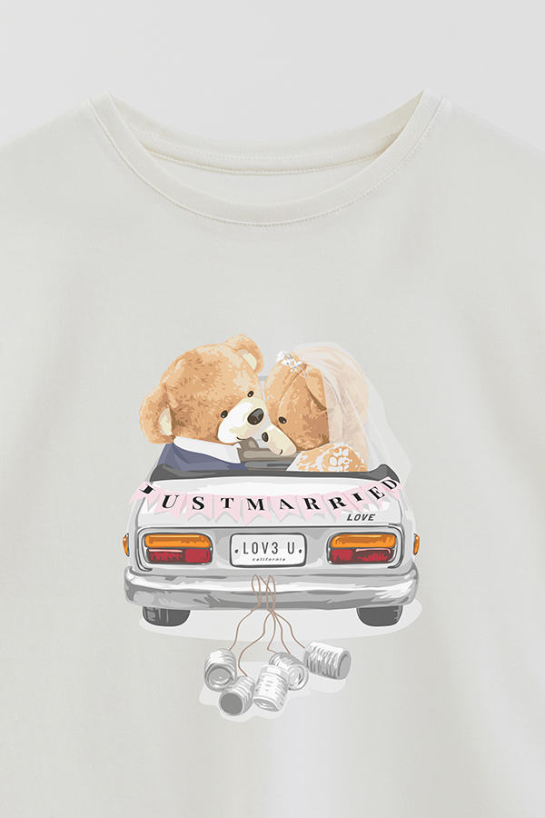 REMERA GB OVERSIZE JUST MARRIED