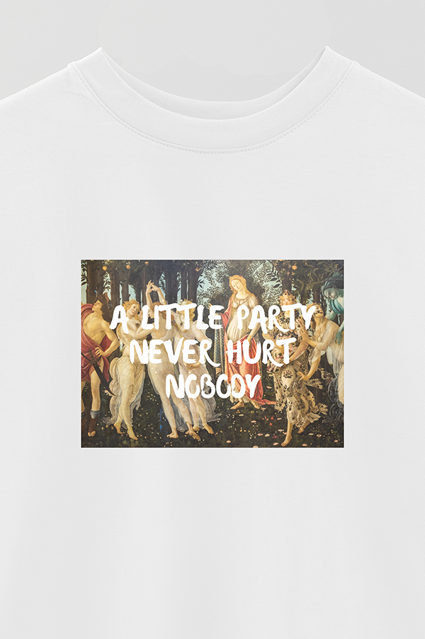 REMERA OVER ESTAMPADA ART COLLECTION 86 A LITTLE PARTY