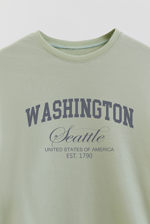 BUZO CREWNECK RUSTICO VARSITY GIRL SEATTLE