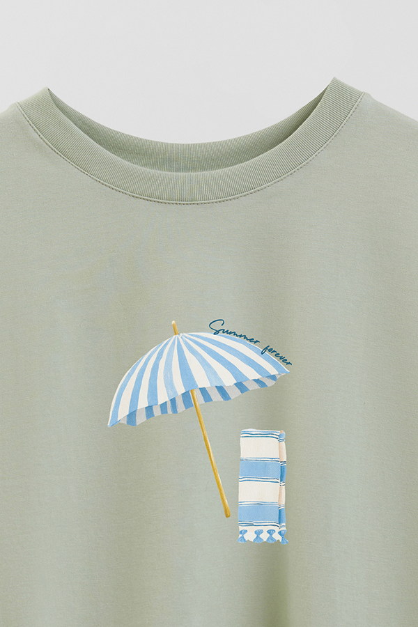 REMERA CROP ESTAMPADA COASTAL SUMMER FOREVER