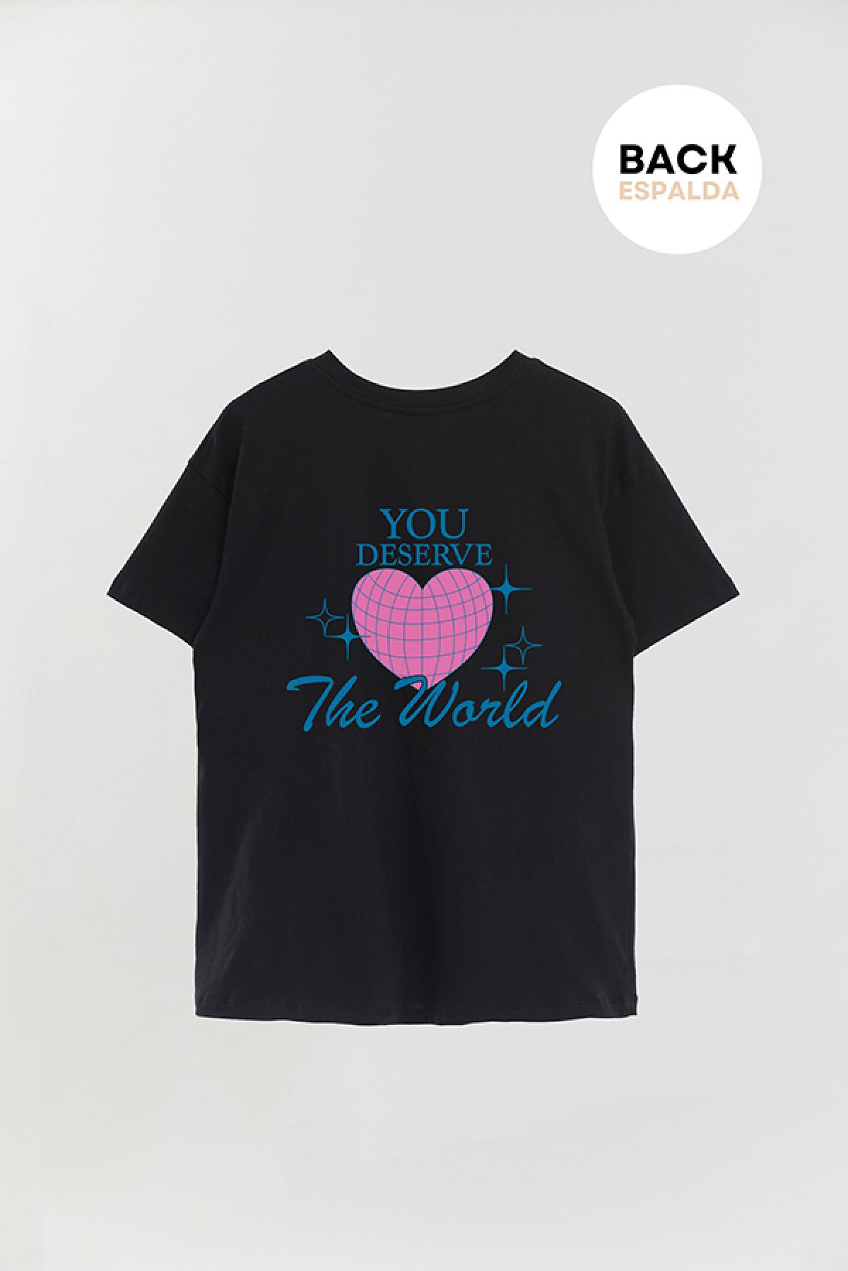 REMERA OVER ESTAMPADA AESTHETIC THE WORLD