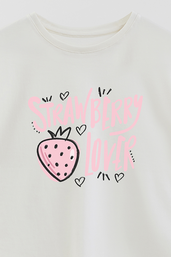 REMERA GIRL OVER STRAWBERRY