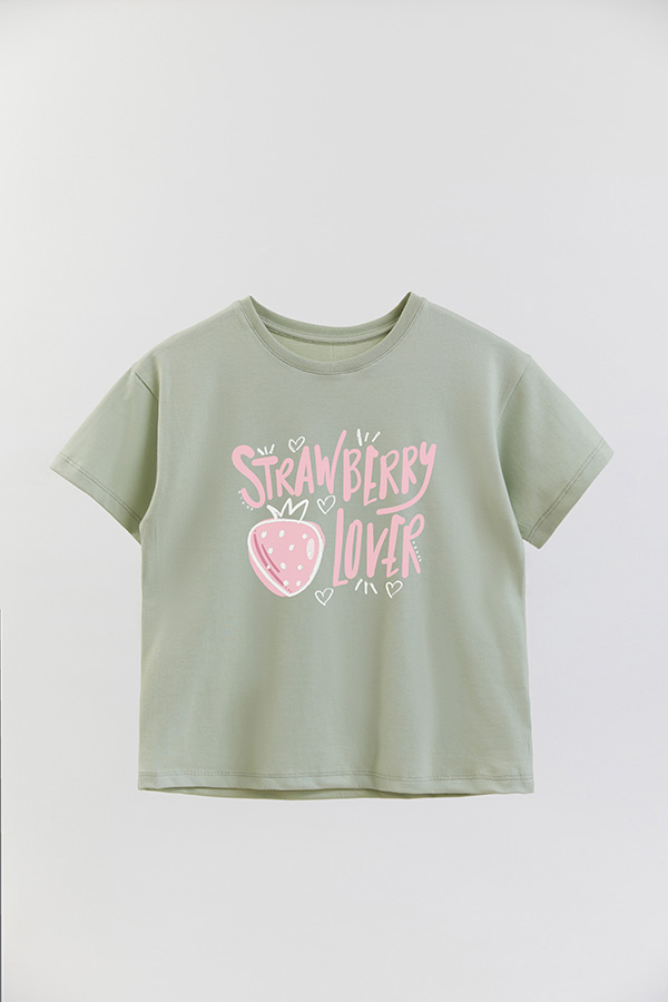 REMERA GIRL OVER STRAWBERRY