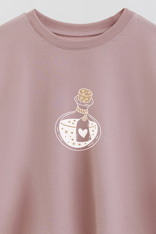 REMERA CROP ESTAMPADA POTION