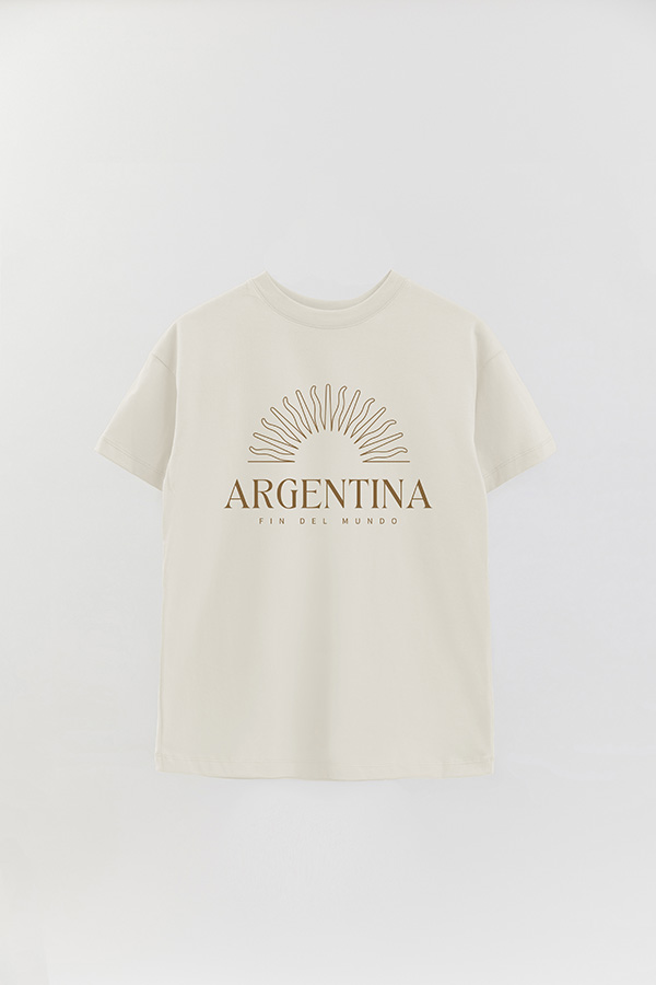 REMERA OVER ESTAMPADA ARG MS FIN DEL MUNDO