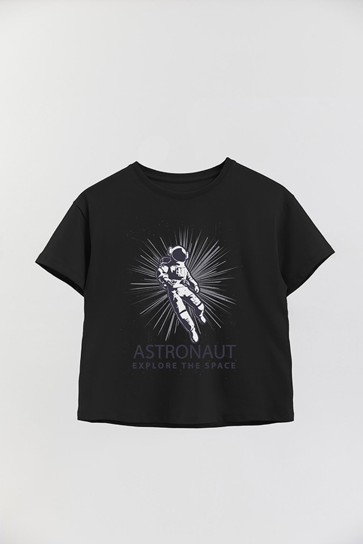 REMERA BOY GR OVER ASTRONAUT