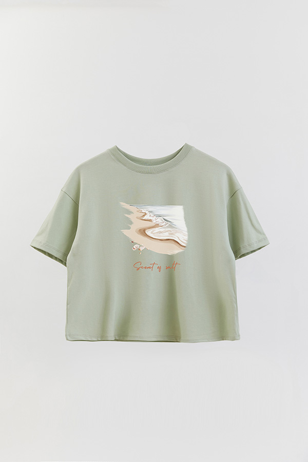 REMERA CROP ESTAMPADA COASTAL SCENT OF SALT