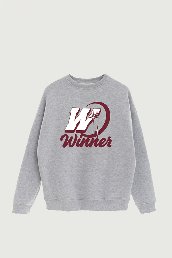 BUZO CREWNECK ESTAMPADO VARSITY WINNER