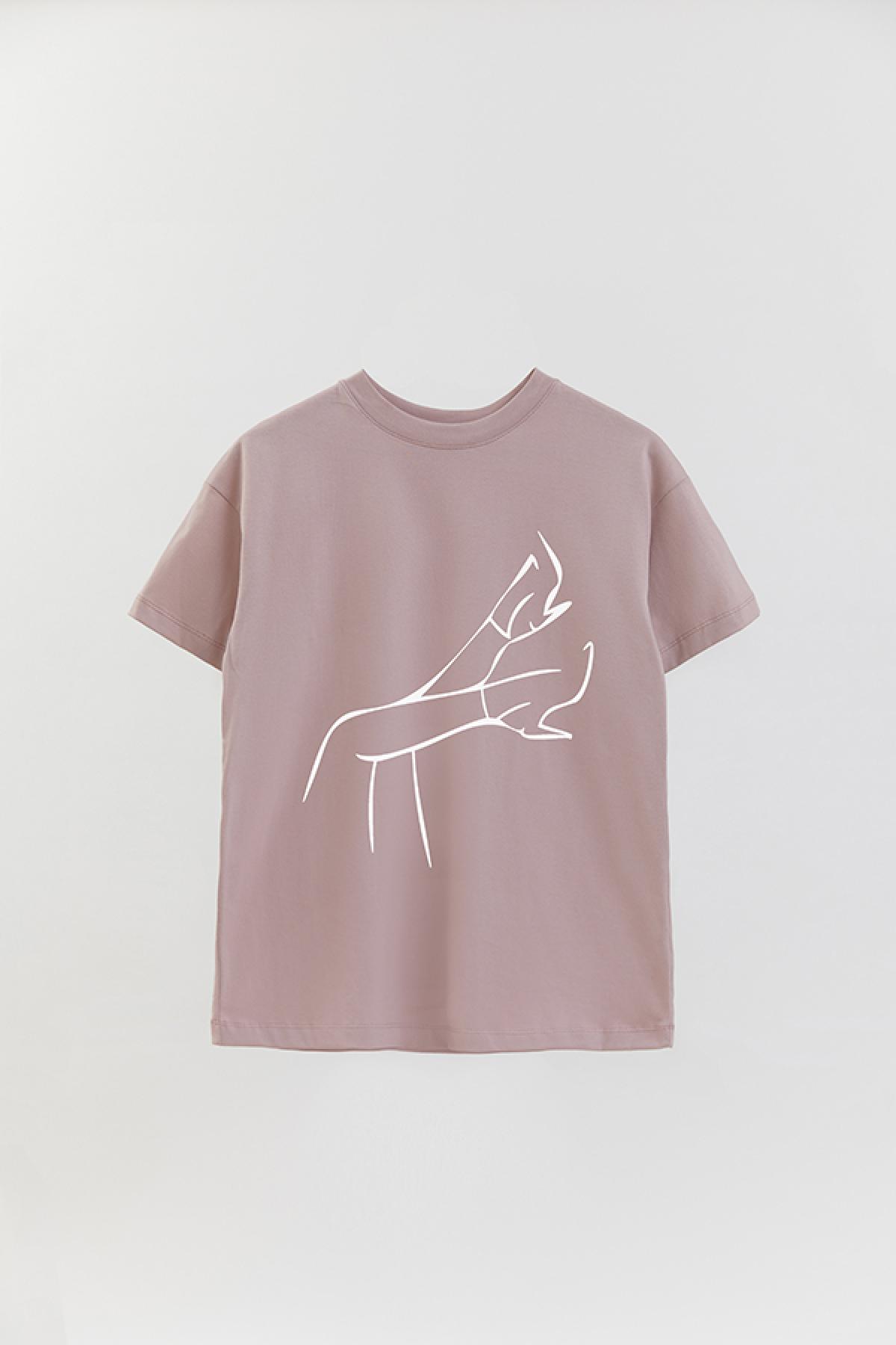 REMERA OVER ESTAMPADA W LINE ART4