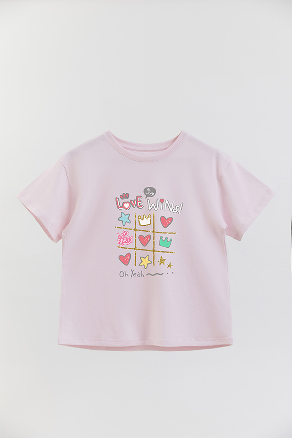 REMERA GIRL OVER LOVE WINS