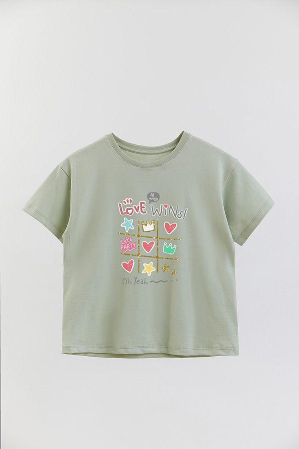 REMERA GIRL OVER LOVE WINS