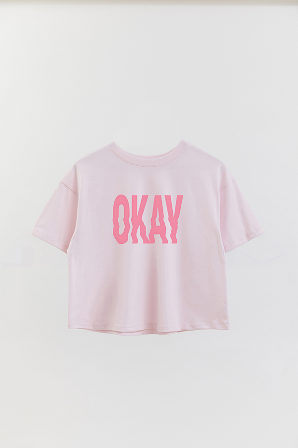 REMERA CROP ESTAMPADA PINK OKAY