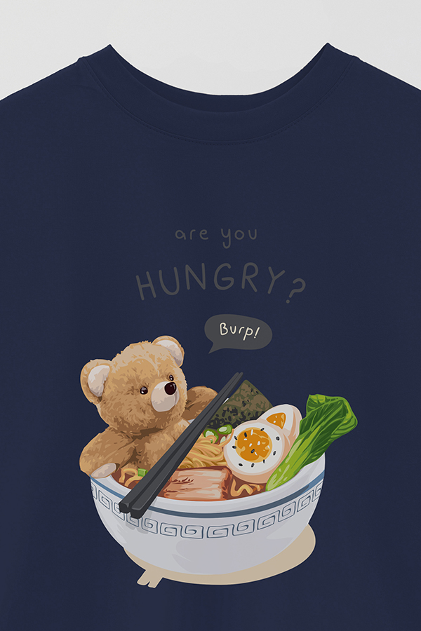 REMERA OVER ESTAMPADA UNISEX TEDDY ANYONE HUNGRY?