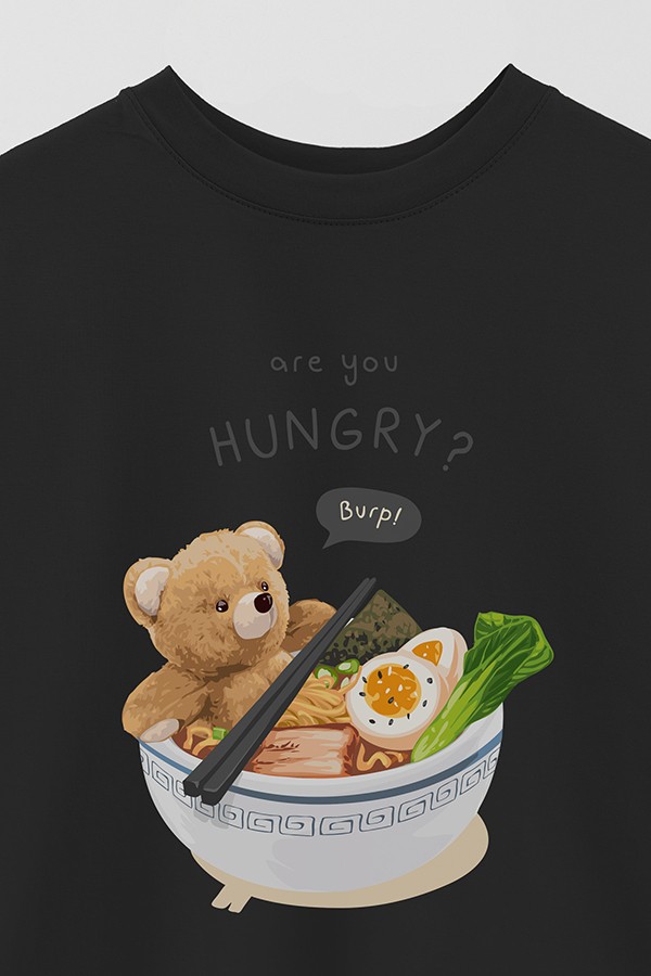 REMERA OVER ESTAMPADA UNISEX TEDDY ANYONE HUNGRY?