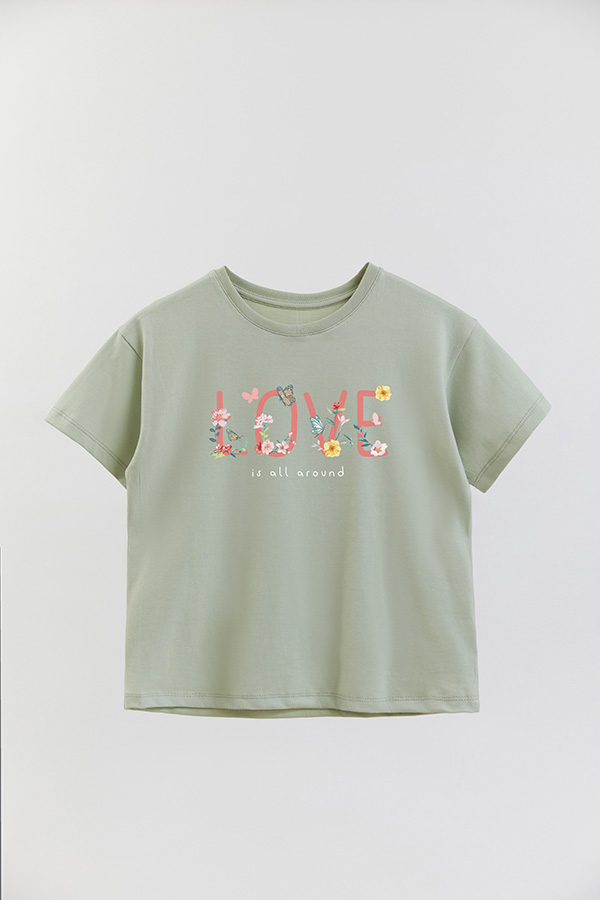 REMERA GIRL OVER LOVE IS ALL AROUND