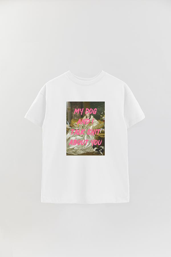 REMERA OVER ESTAMPADA ART COLLECTION 42 MY DOG AND I