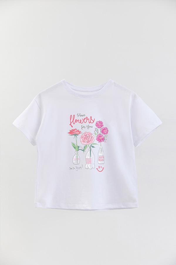REMERA GIRL OVER FLOWERS FOR YOU