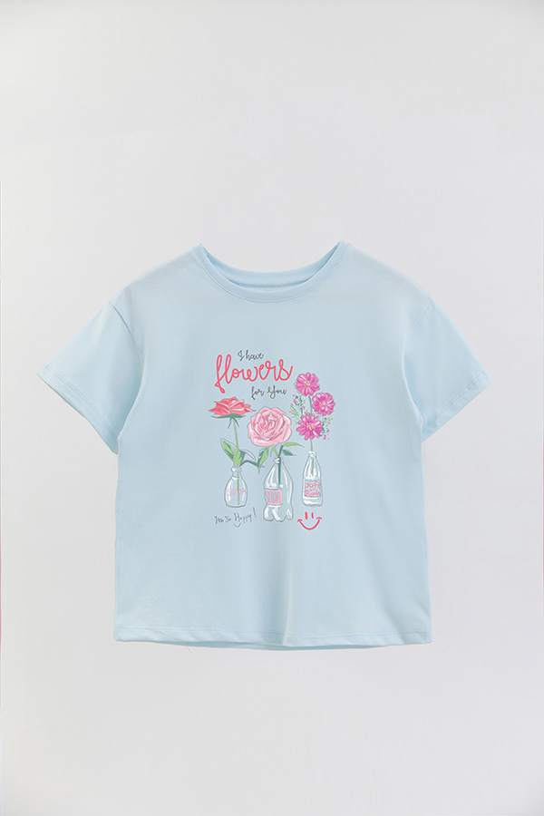 REMERA GIRL OVER FLOWERS FOR YOU