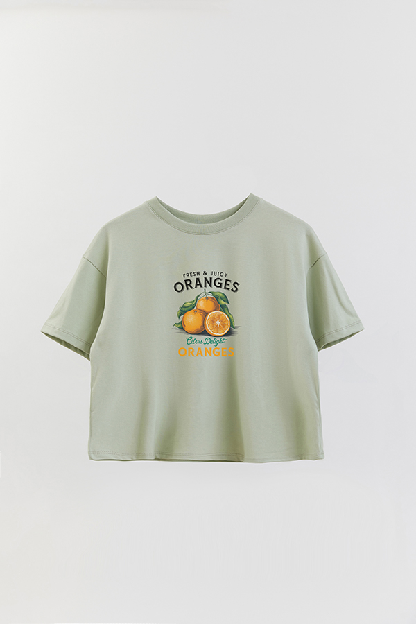 REMERA CROP ESTAMPADA HARVEST FRESH JUICY ORANGES
