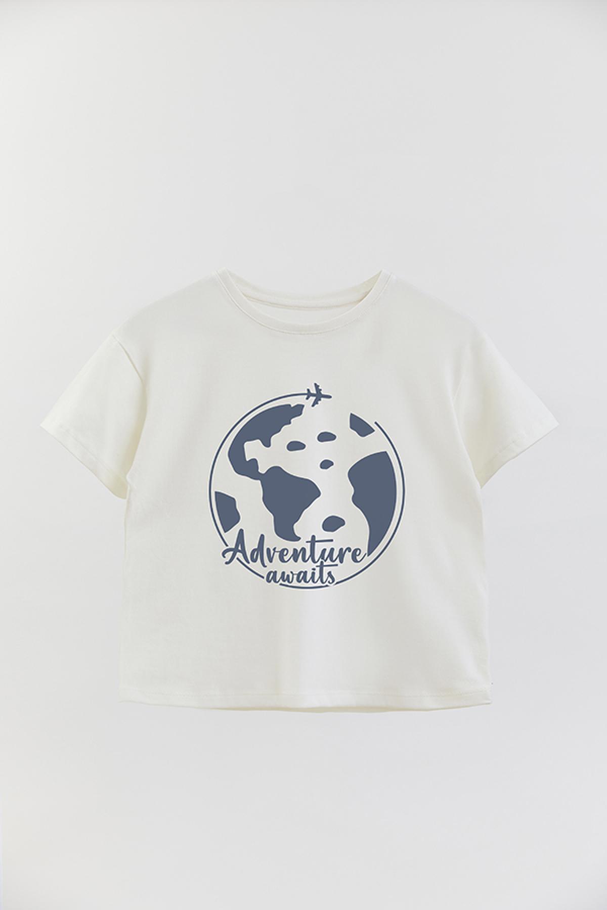 REMERA BOY OVER ADV ADVENTURE AWAITS