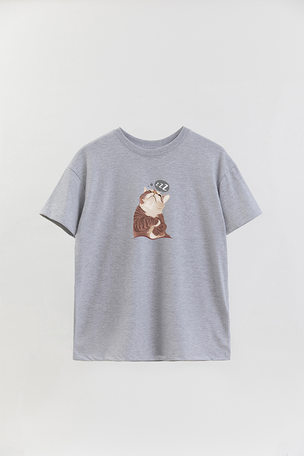 REMERA OVER ESTAMPADA CAT ZZZ