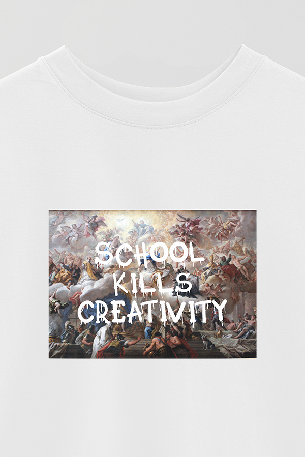 REMERA OVER ESTAMPADA ART COLLECTION 36 SCHOOL KILLS CREATIVITY