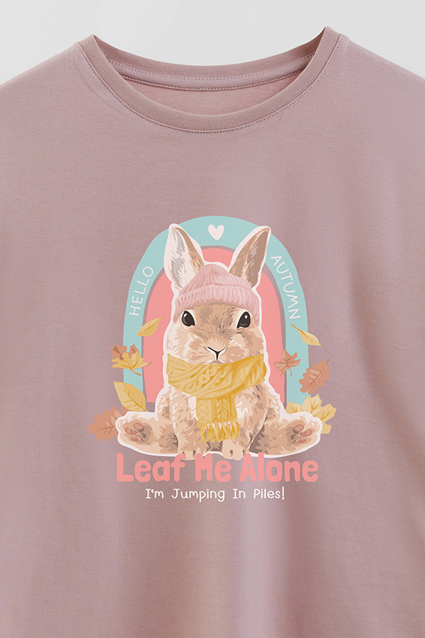 REMERA GIRL OVER LEAF ME ALONE