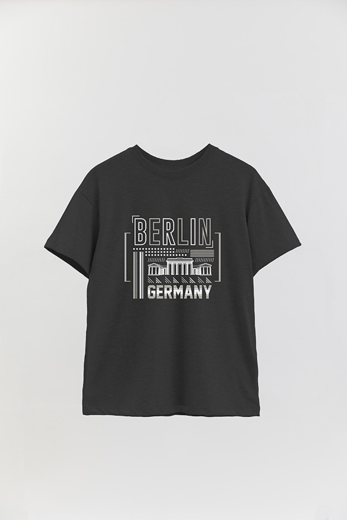 REMERA OVER ESTAMPADA CT BERLIN