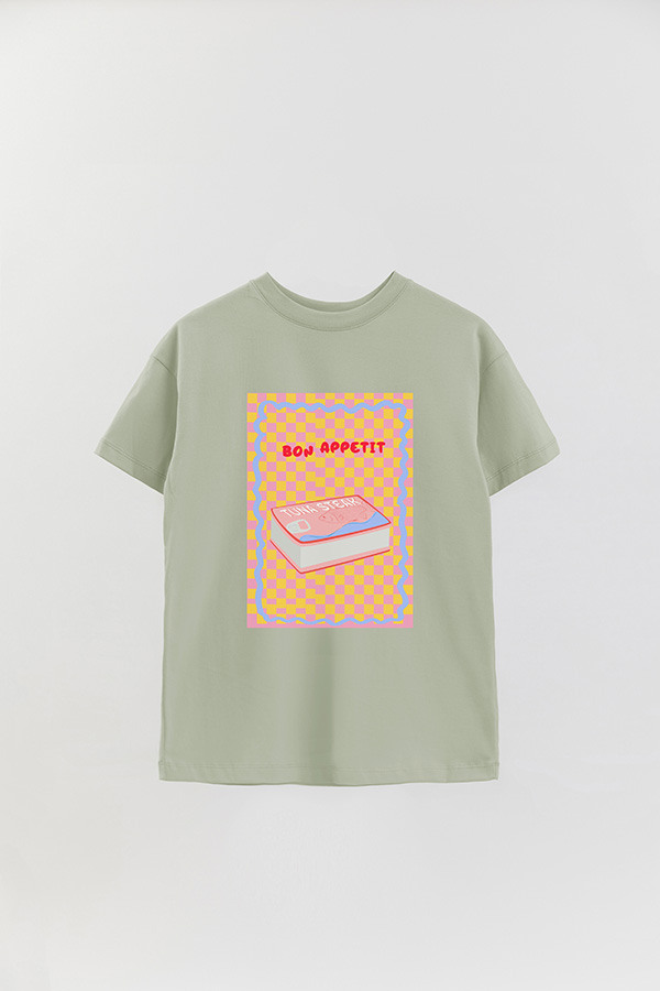 REMERA OVER ESTAMPADA TUNA STEAK