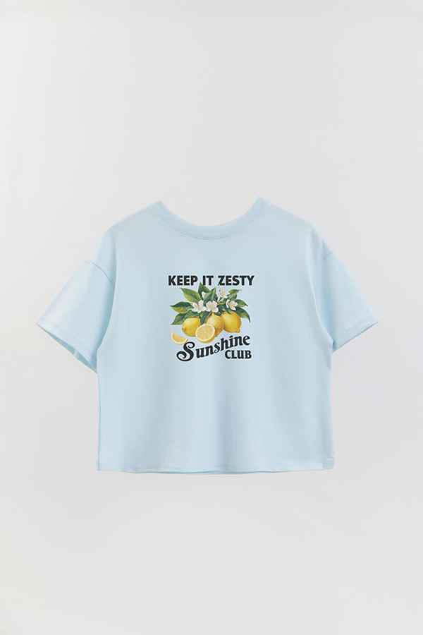 REMERA CROP ESTAMPADA HARVEST KEEP IT ZESTY