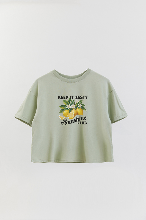 REMERA CROP ESTAMPADA HARVEST KEEP IT ZESTY
