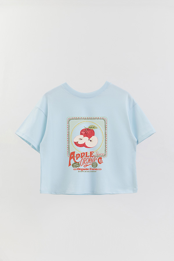 REMERA CROP ESTAMPADA APPLE PLATE