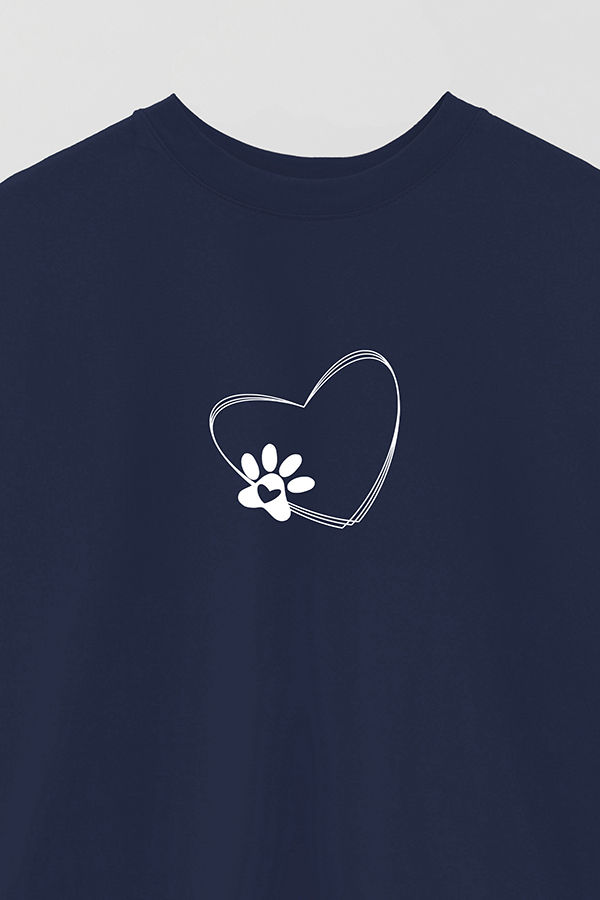 REMERA OVER ESTAMPADA DOG PAW HEART