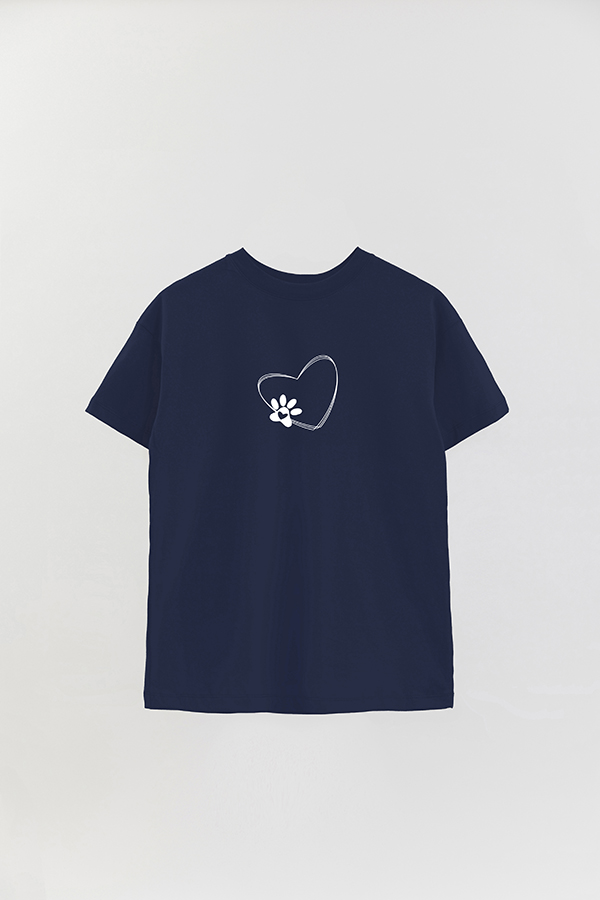 REMERA OVER ESTAMPADA DOG PAW HEART