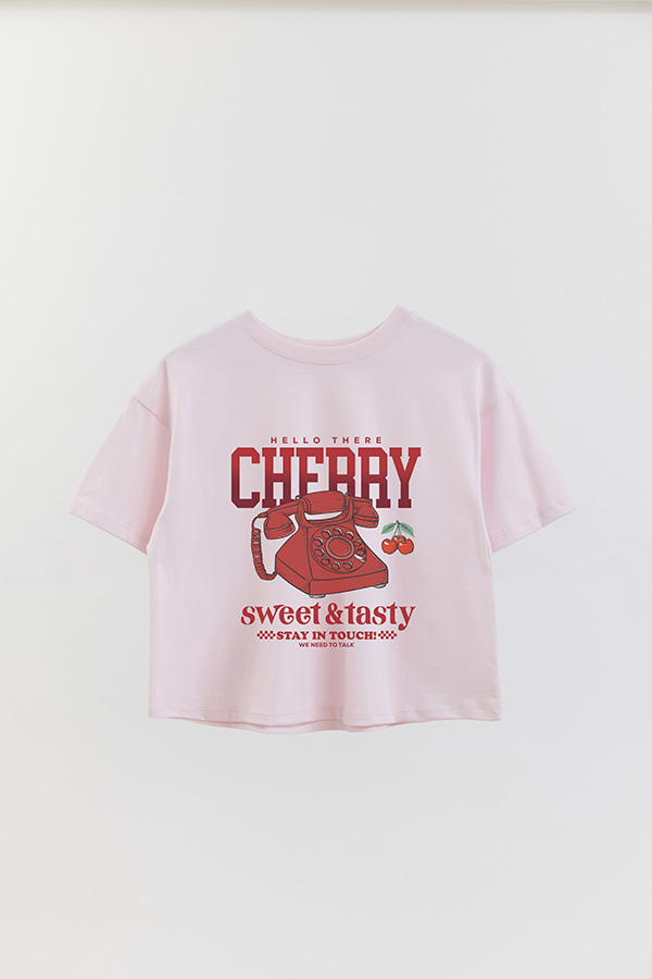 REMERA CROP ESTAMPADA CHERRY