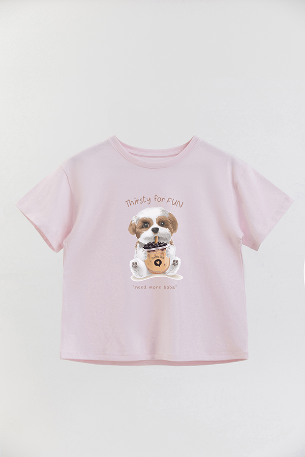 REMERA GIRL OVER DOGGY DREAMS BUBBLE TEA