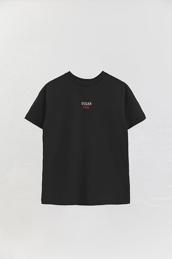 REMERA OVER ESTAMPADA VEGAN VIBES