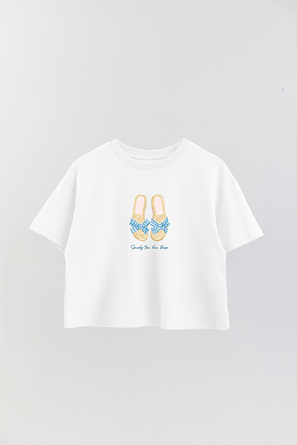 REMERA CROP ESTAMPADA COASTAL SANDY TOES