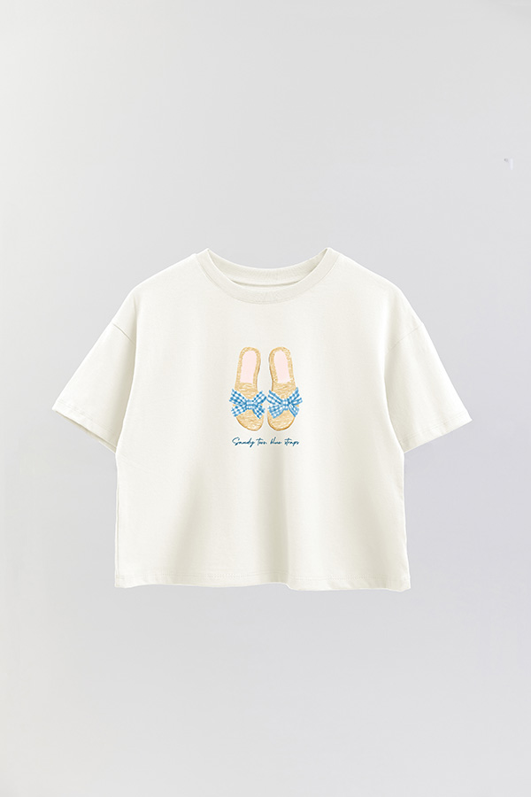 REMERA CROP ESTAMPADA COASTAL SANDY TOES