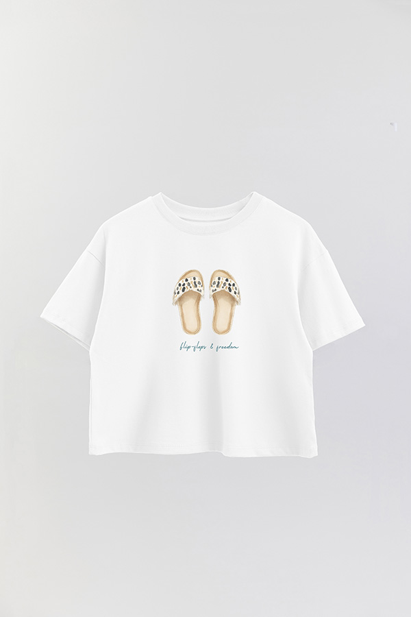 REMERA CROP ESTAMPADA COASTAL FLIP FLOP FREEDOMS