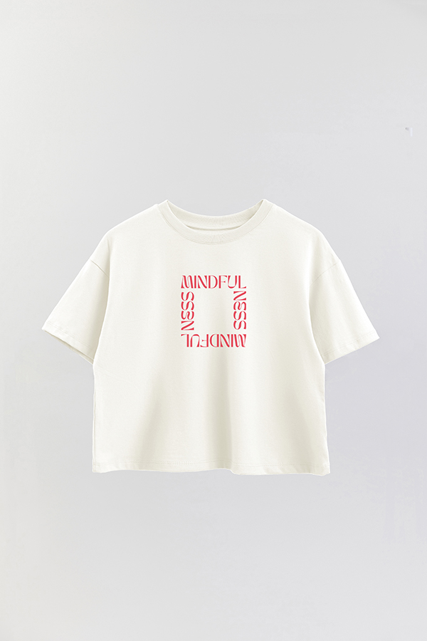 REMERA CROP ESTAMPADA RED MINDFULNESS